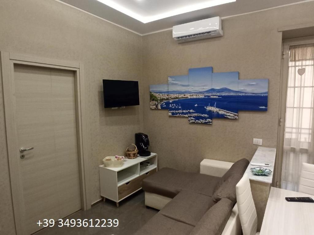 Apartamento A Casa E Annarell Nápoles Exterior foto